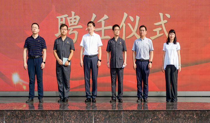 “开学第一课”：又到初秋开学季，法治意识伴成长