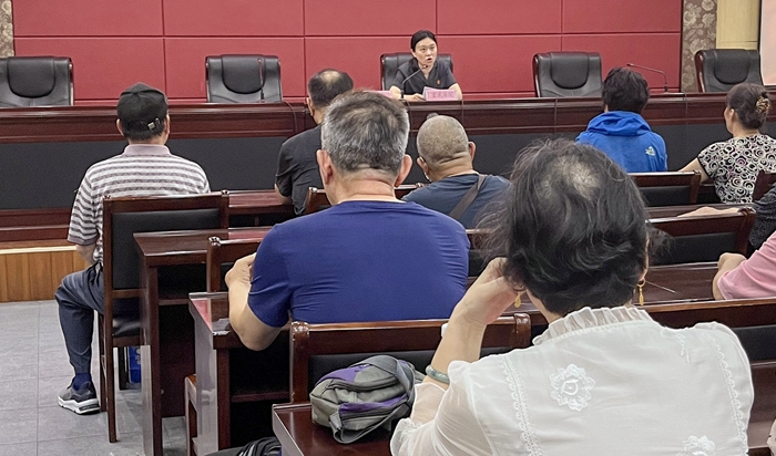 远离“一步登天”的陷阱 ——玄武法院开展防范非法集资系列宣传活动