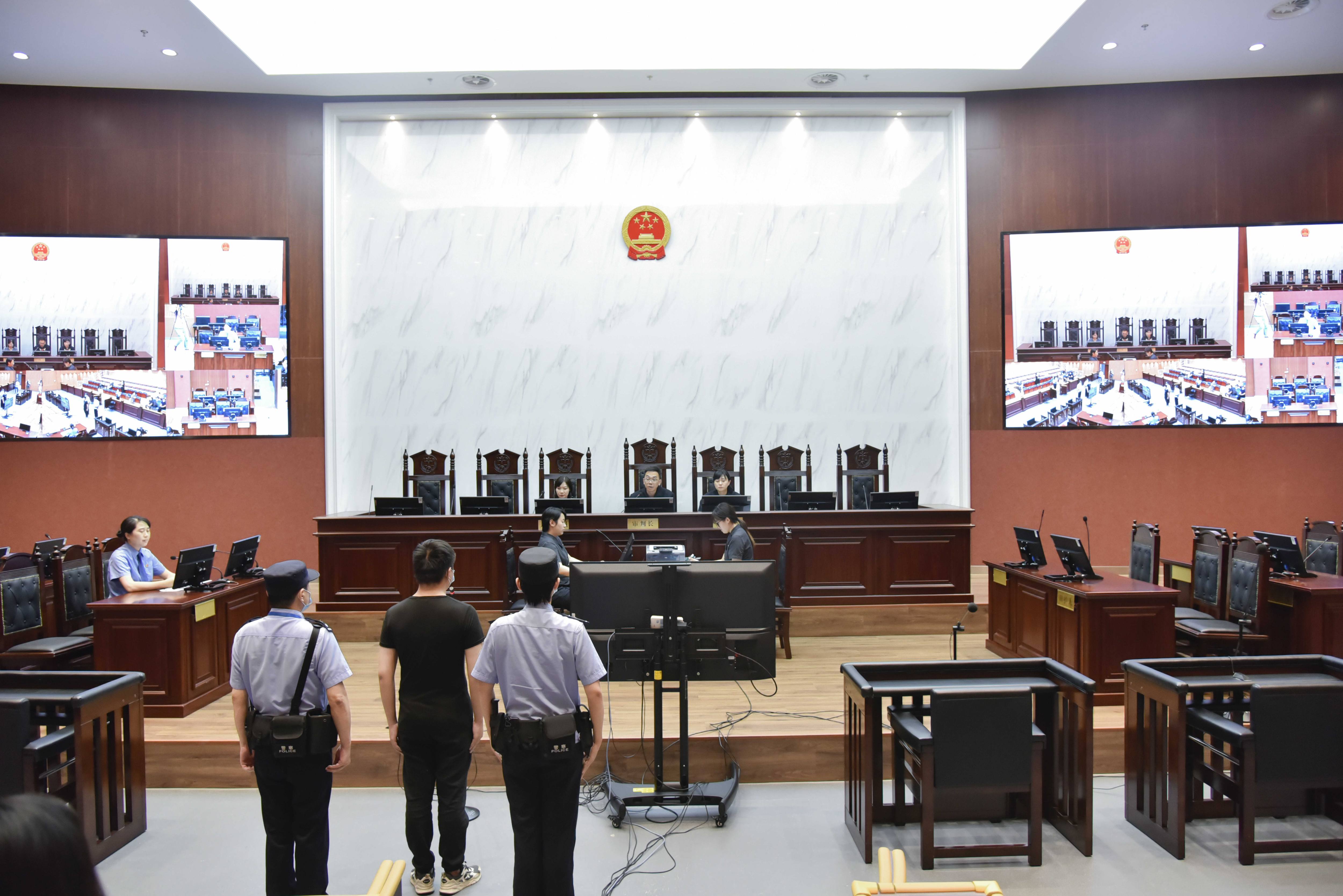 惩治养老诈骗犯罪 共筑老年生活“防护线”——玄武法院公开宣判五起养老诈骗刑事案件并召开新闻发布会