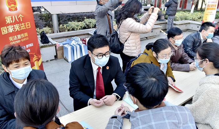 “宪法宣传周”系列活动（四） | 宪法进社区 普法促和谐