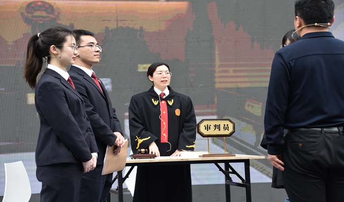 玄武法院干警参加江苏省暨南京市醉驾入刑10周年主题宣传活动