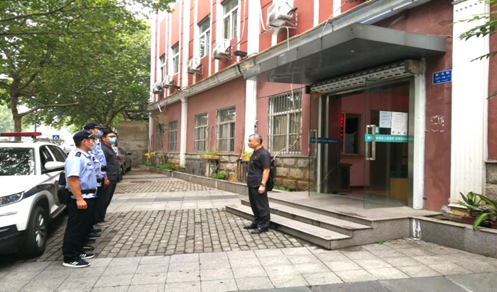 玄武法院执行局正式开展不定期“叫醒”被执行人“服务”