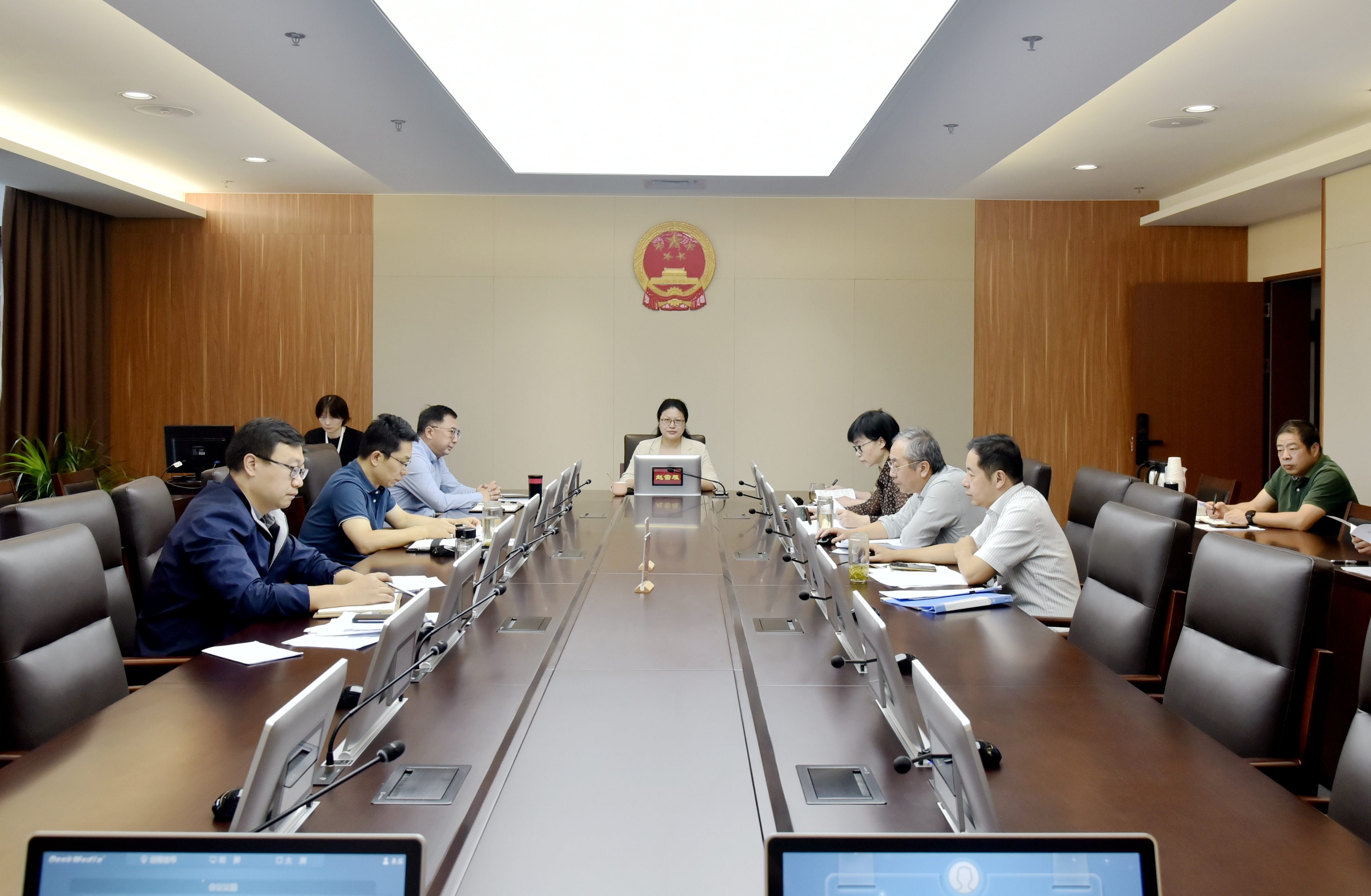 玄武法院召开党组会议专题研究全面从严治党工作