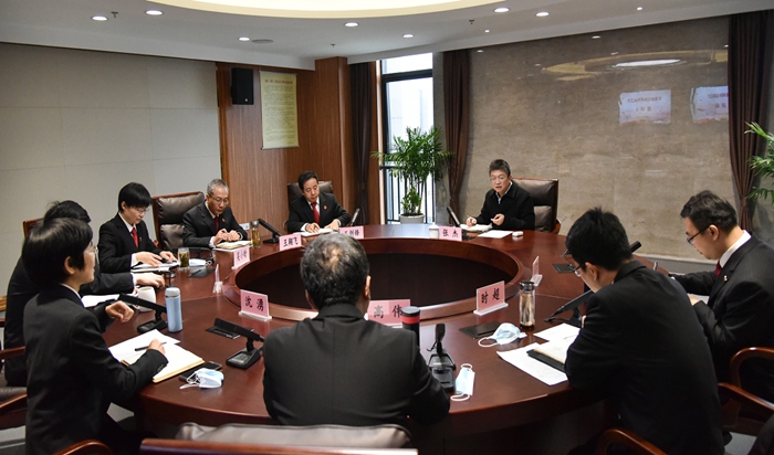 区领导调研玄武法院工作