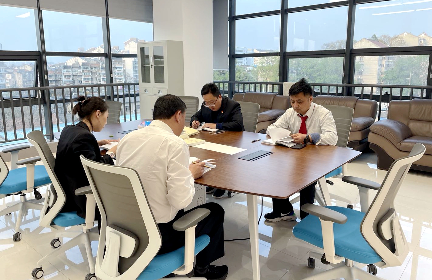 我为群众办实事 | 持续擦亮玄武法院优化法治营商环境的“金字招牌”