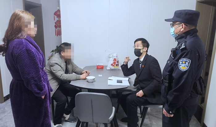 为群众办实事 | 小雪寒未深 执行暖民生