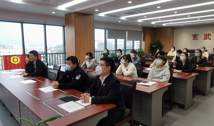 加强组织建设 发挥青年力量——玄武法院召开全院团员大会