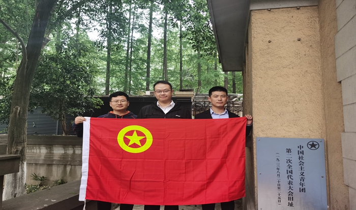 五四青年的寻根之行——玄武法院青年探访红色地标梅庵