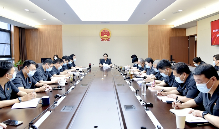 玄武法院召开党组理论学习中心组（扩大）学习会暨近期重点工作推进会