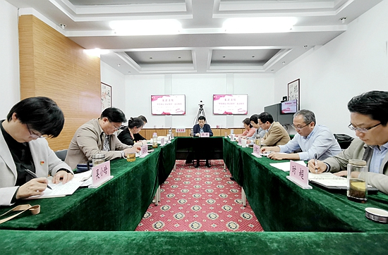 玄武法院组织“不忘初心、牢记使命”主题教育研讨交流