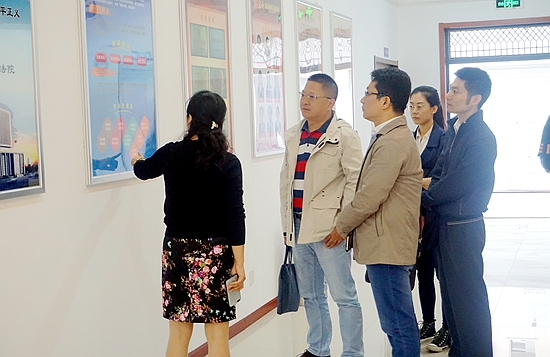 玄武法院立案庭一行到六合法院进行专题调研交流