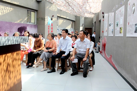 玄武法院孝陵卫法庭到南京抗日航空烈士纪念馆举办法律讲座并开展支部党日活动