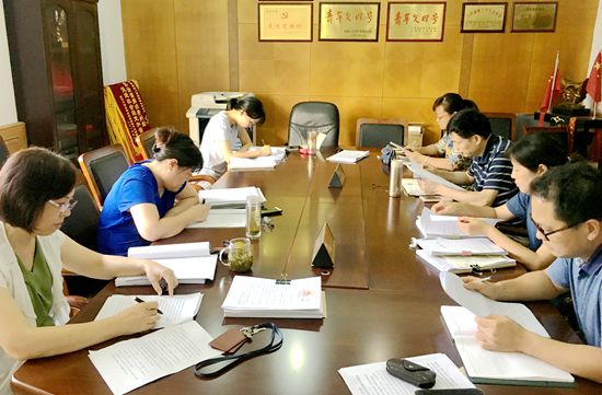 玄武法院召开金融审判法官会议专题学习部署省法院《关于开展依法妥善审理民间借贷案件、防范和惩治涉套路贷与虚假诉讼专项整治活动的通知》