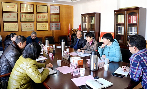 马鞍山市花山区法院徐飞院长一行到玄武法院交流座谈
